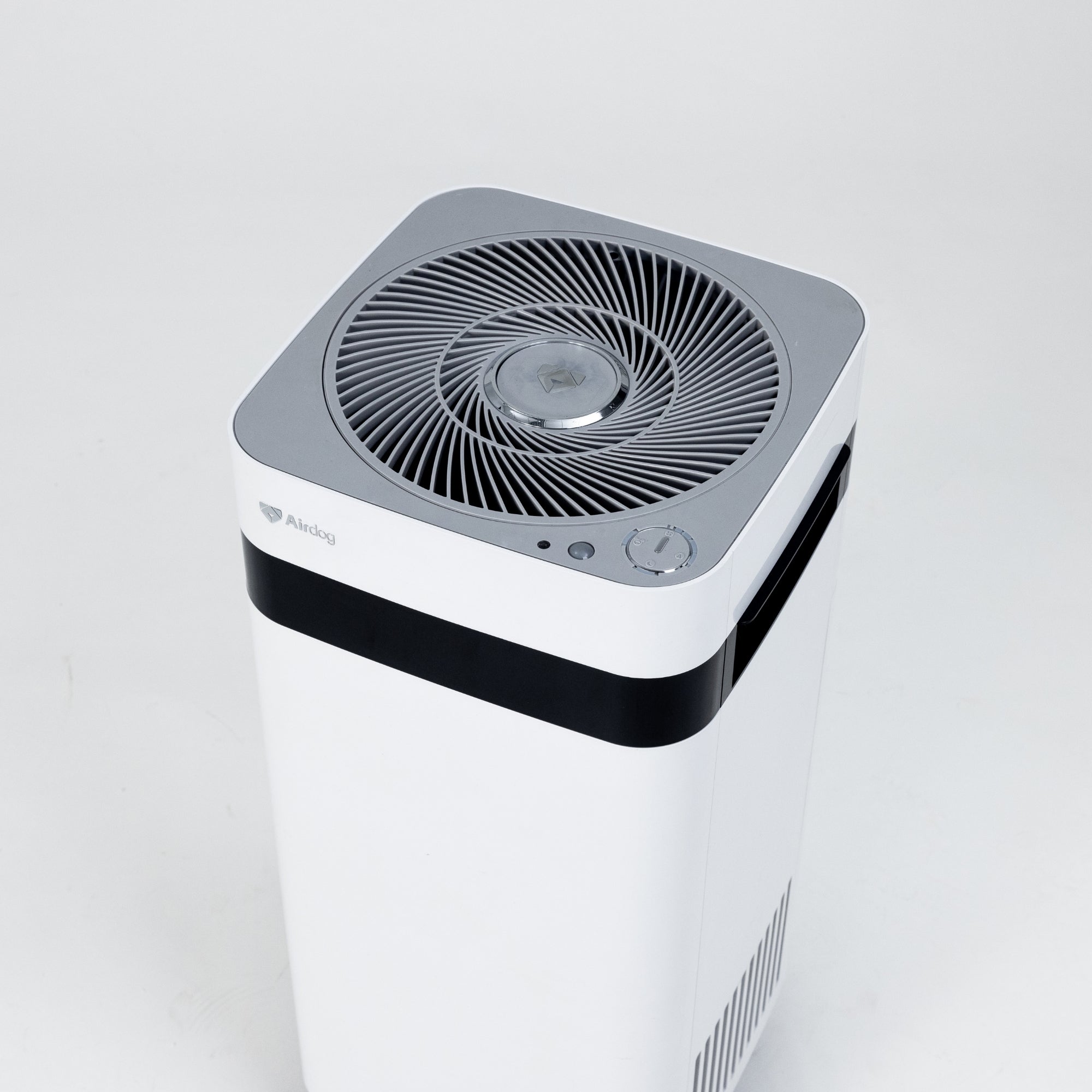 Airdog X3D Middle East Edition – Compact Air Purifier & Air Sanitizer for Medium-Sized Rooms